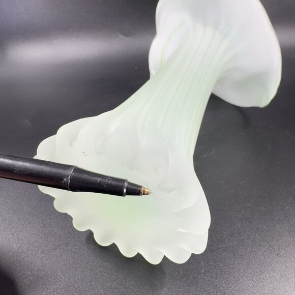 1970s Frosted Green Leaf Shaped Top Glass Vase Vessel Jack In The Pulpit Vintage - Picture 6 of 16